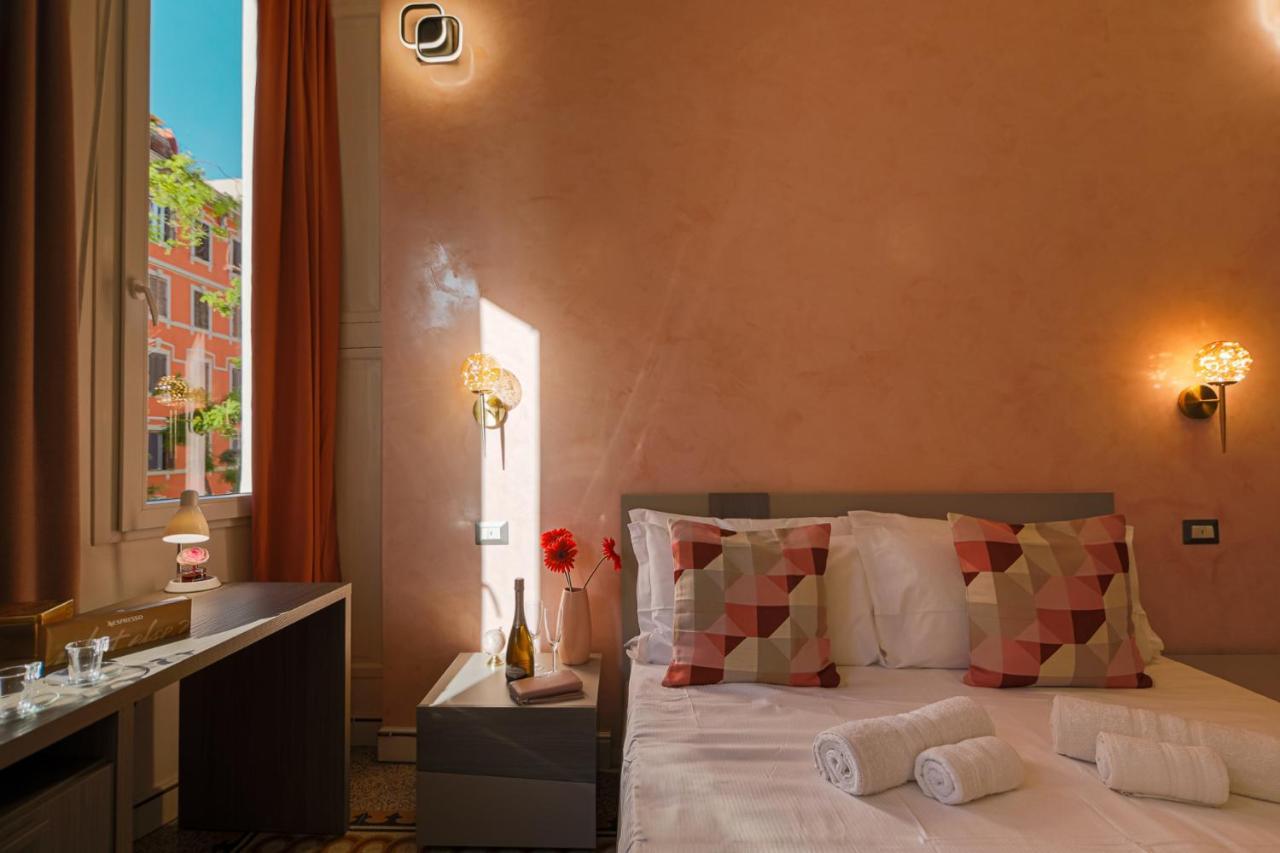 Erreggi Luxury Rooms Řím Exteriér fotografie
