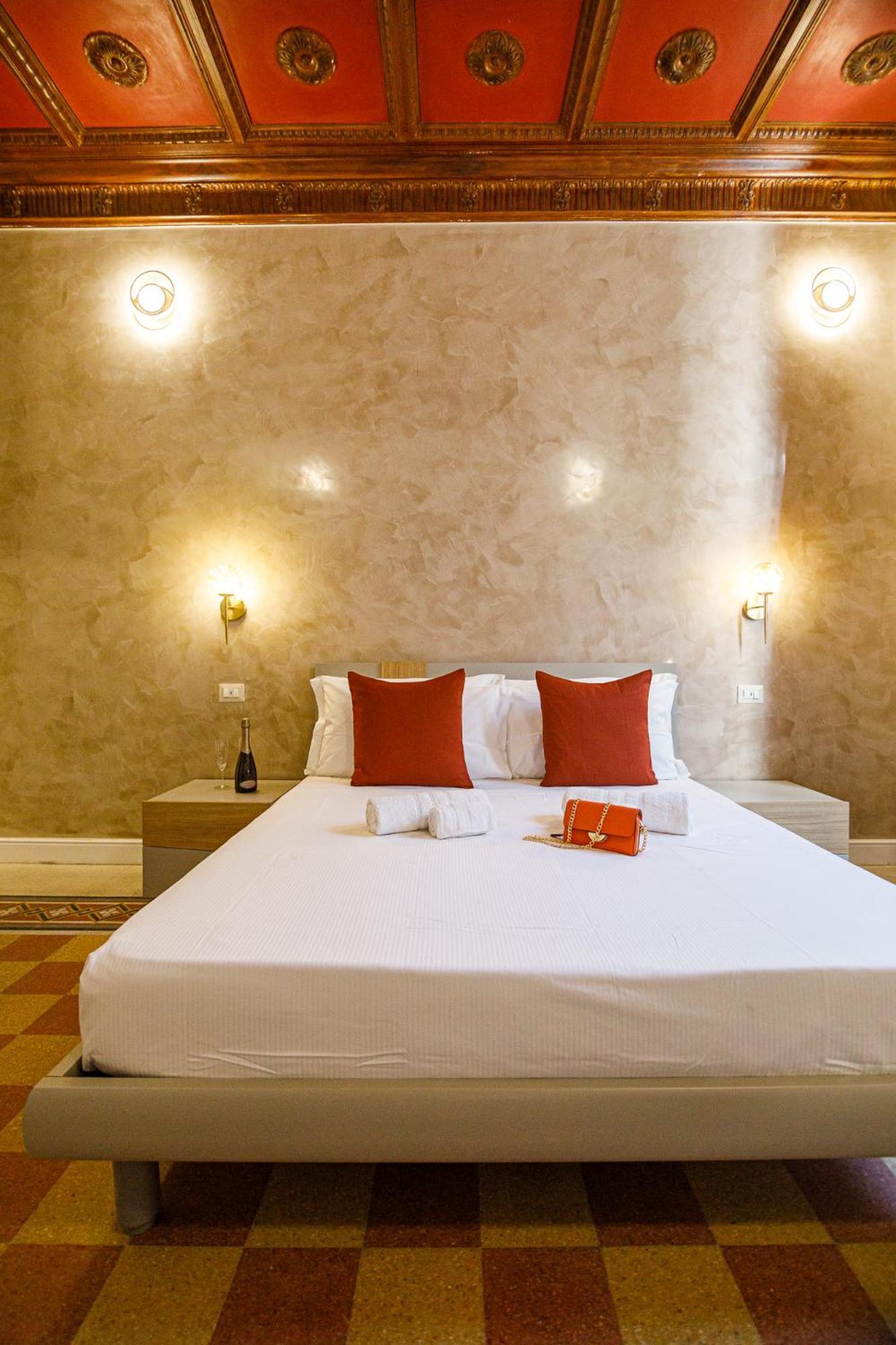 Erreggi Luxury Rooms Řím Exteriér fotografie